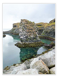 Plakat Rocky coastal scenery in Iceland